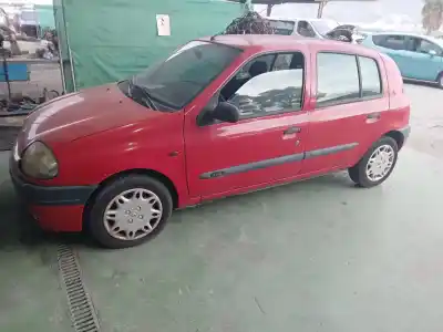 Здавання транспортного засобу renault clio ii fase i (b/cbo) 1.2 року 2000 потужний d7f d7