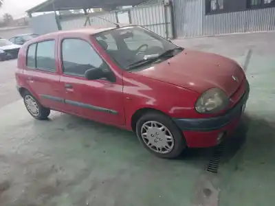 Здавання транспортного засобу renault clio ii fase i (b/cbo) 1.2 року 2000 потужний d7f d7