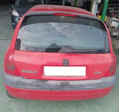 Здавання транспортного засобу renault clio ii fase i (b/cbo) 1.2 року 2000 потужний d7f d7