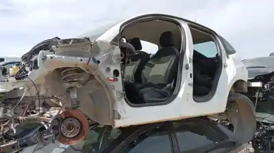 Vehicul casat citroen c3 business al anului 2011 alimentat 8hr