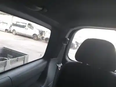 Scrapping Vehicle hyundai trajet (fo) 2.0 crdi gls of the year 2001 powered d4ea