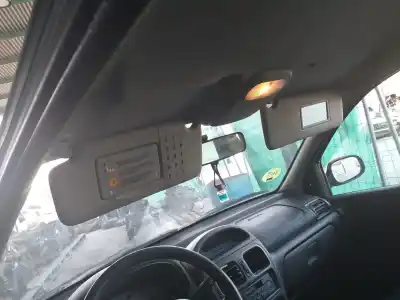 Здавання транспортного засобу renault clio ii fase ii (b/cb0) base authentique 75 cv / 55 kw року 2001 потужний d4fb7