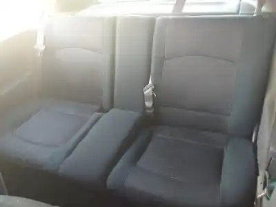 Здавання транспортного засобу renault clio ii fase ii (b/cb0) base authentique 75 cv / 55 kw року 2001 потужний d4fb7