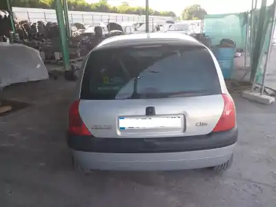 Здавання транспортного засобу renault clio ii fase ii (b/cb0) base authentique 75 cv / 55 kw року 2001 потужний d4fb7