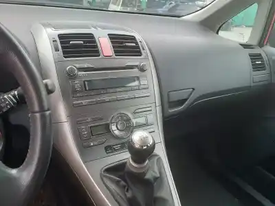 Sloopvoertuig toyota auris luna van het jaar 2008 aangedreven 1zr