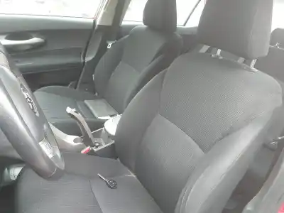 Sloopvoertuig toyota auris luna van het jaar 2008 aangedreven 1zr