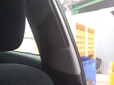 Sloopvoertuig toyota auris luna van het jaar 2008 aangedreven 1zr