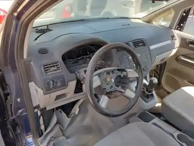 Здавання транспортного засобу ford focus c-max (cap) ambiente (d) року 2004 потужний g8da