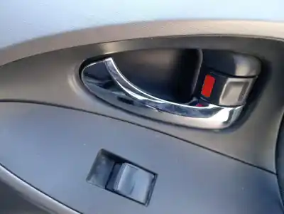 Veículo de Sucata toyota rav 4 (a3) executive do ano 2006 alimentado 2ad