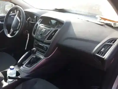 Sloopvoertuig ford focus lim. (cb8) ambiente van het jaar 2011 aangedreven t3db