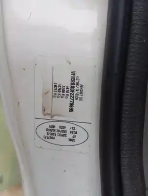 Здавання транспортного засобу renault clio ii fase i (b/cbo) 1.2 року 2000 потужний d7f d7