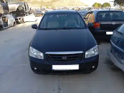 Vehicul casat kia cerato 2.0 ex crdi berlina al anului 2005 alimentat d4ea