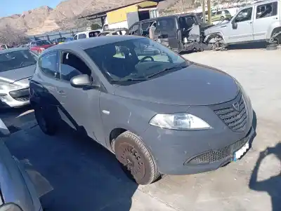 Veículo de Sucata lancia ypsilon (402) 30th anniversary do ano 2015 alimentado 169a4000