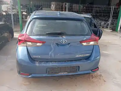 Veículo de Sucata toyota auris hybrid active do ano 2016 alimentado 