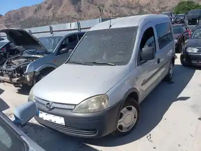 Scrapping Vehicle opel combo familiar of the year 2003 powered y17dtl