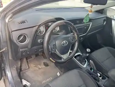 Veículo de Sucata toyota auris active do ano 2015 alimentado 1ad