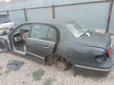 Veículo de Sucata kia opirus (gh) 3.5 do ano 2004 alimentado 0