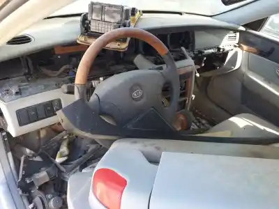 Veículo de Sucata kia opirus (gh) 3.5 do ano 2004 alimentado 0