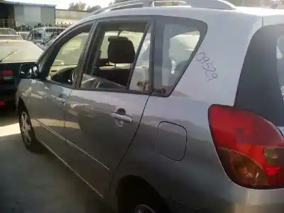 Scrapping Vehicle toyota corolla (e12) 2.0 d-4d terra berlina of the year 2003 powered 1cd ftv