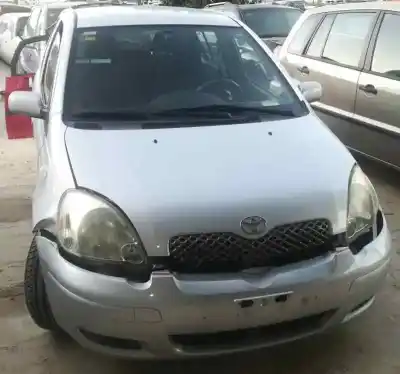 Véhicule à la ferraille toyota yaris (ncp1/nlp1/scp1) 1.3 expo de l'année 2005 alimenté 2szfe