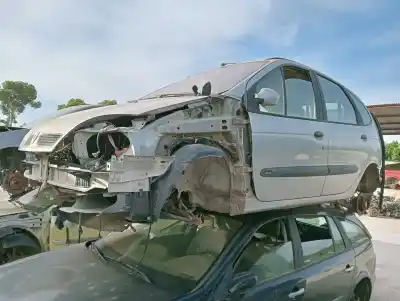 Scrapping Vehicle renault scenic (ja..) 1.9 dci century 102 cv / 75 kw of the year 2001 powered f9q k7