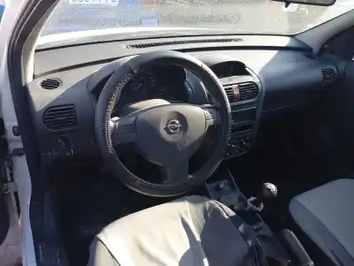 Scrapping Vehicle opel corsa c furgoneta/hatchback (x01) 1.7 di 16v (f08, w5l) of the year 2002 powered y17dtl