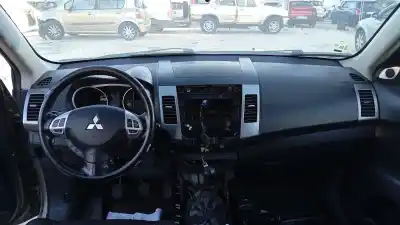 Scrapping Vehicle mitsubishi outlander (cw0) 2.0 di-d intense of the year 2008 powered bsy