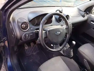 Veículo de Sucata ford fiesta (cbk) ambiente do ano 2004 alimentado fxjb