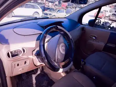 Scrapping Vehicle renault modus confort dynamique of the year 2004 powered k9kj7