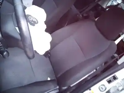 Veículo de Sucata toyota yaris hsd city do ano 2014 alimentado 1nzfxe