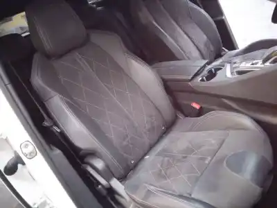 Veículo de Sucata peugeot 3008 gt do ano 2018 alimentado ehz