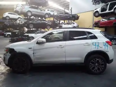 Vehículo de desguace MITSUBISHI ASX (GA0W) Kaiteki 2WD del año 2015 con motor 9HD