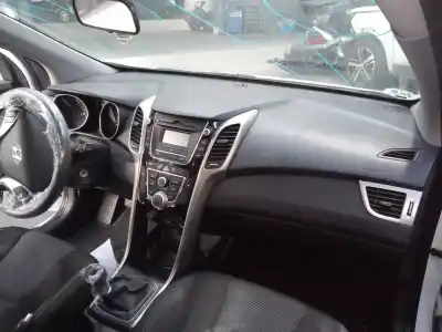 Verschrottungsfahrzeug hyundai i30 (gd) base des jahres 2012 angetrieben d4fc