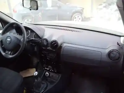 Scrapping Vehicle dacia duster ambiance 4x4 of the year 2010 powered k9k898