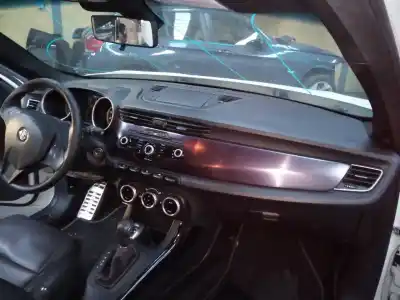 Здавання транспортного засобу alfa romeo giulietta (191) collezione (06.2015-->) року 2012 потужний 940a2000 Здавання транспортного засобу alfa romeo giulietta (191) collezione (06.2015-->) року 2012 потужний 940a2000
