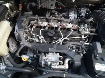 Veicolo di demolizione toyota rav 4 advance dell'anno 2014 alimentato 1adftv