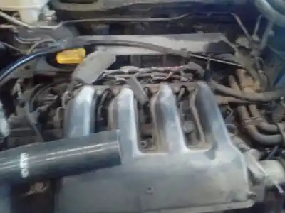 Veículo de Sucata land rover freelander e familiar do ano 2003 alimentado 