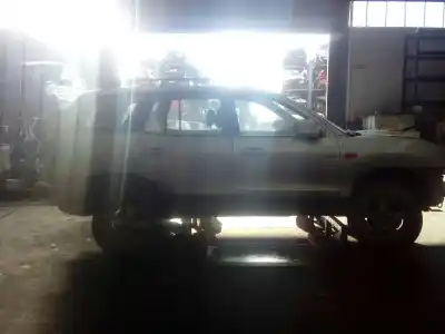 Veículo de Sucata hyundai santa fe (sm) 2.0 gls crdi do ano 2002 alimentado d4ea