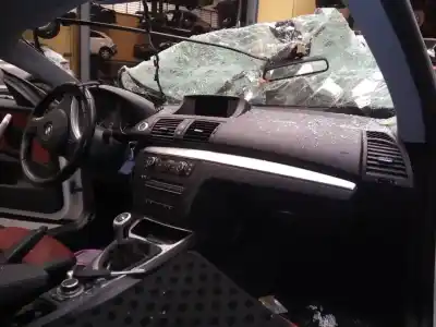 Veículo de Sucata bmw serie 1 berlina (e81/e87) 118d do ano 2007 alimentado n47d20c