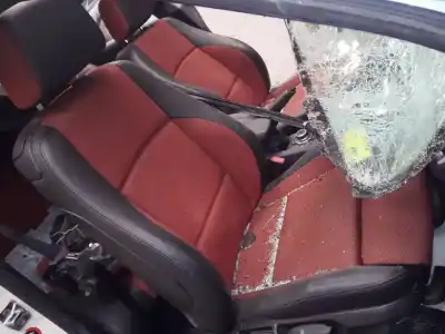 Veículo de Sucata bmw serie 1 berlina (e81/e87) 118d do ano 2007 alimentado n47d20c