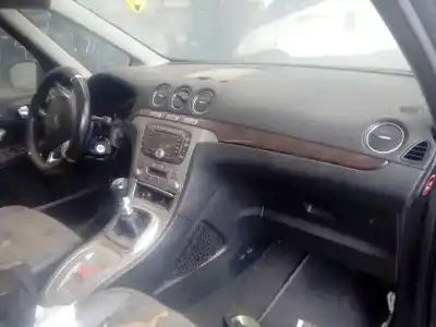 Vehicul casat ford galaxy (ca1) limited edition al anului 2009 alimentat qxwb