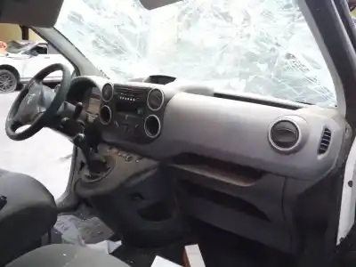 Véhicule à la ferraille citroen berlingo cuadro l1 de l'année 2016 alimenté bh02