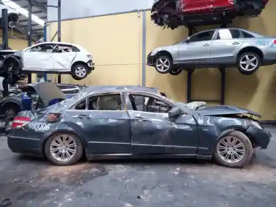 Здавання транспортного засобу mercedes-benz clase e (w212) lim. 350 cdi blueefficiency (212.025) року 2009 потужний 642850