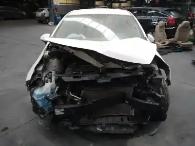 Veículo de Sucata kia rio concept do ano 2016 alimentado g4la