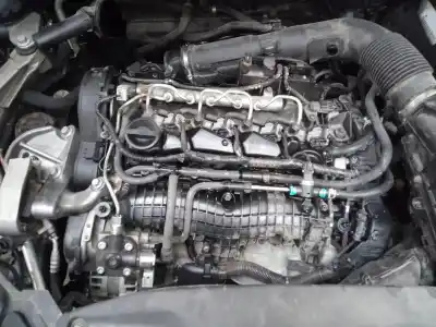 Veículo de Sucata volvo v40 momentum do ano 2016 alimentado d4204t8