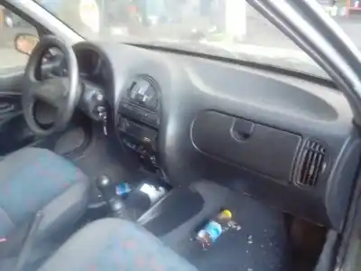 Veículo de Sucata citroen saxo 1.5 diesel do ano 1997 alimentado vjz