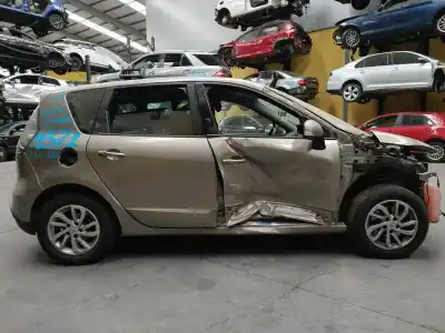 Здавання транспортного засобу renault scenic iii dynamique року 2009 потужний k9k636