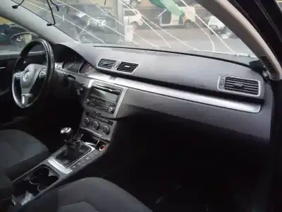 Scrapping Vehicle volkswagen passat variant (365) advance bluemotion of the year 2012 powered cffb