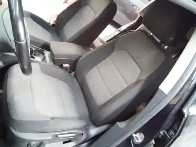 Scrapping Vehicle volkswagen passat variant (365) advance bluemotion of the year 2012 powered cffb