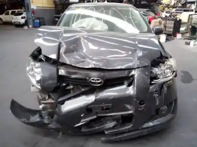 Veículo de Sucata toyota auris luna do ano 2009 alimentado 1zrfe